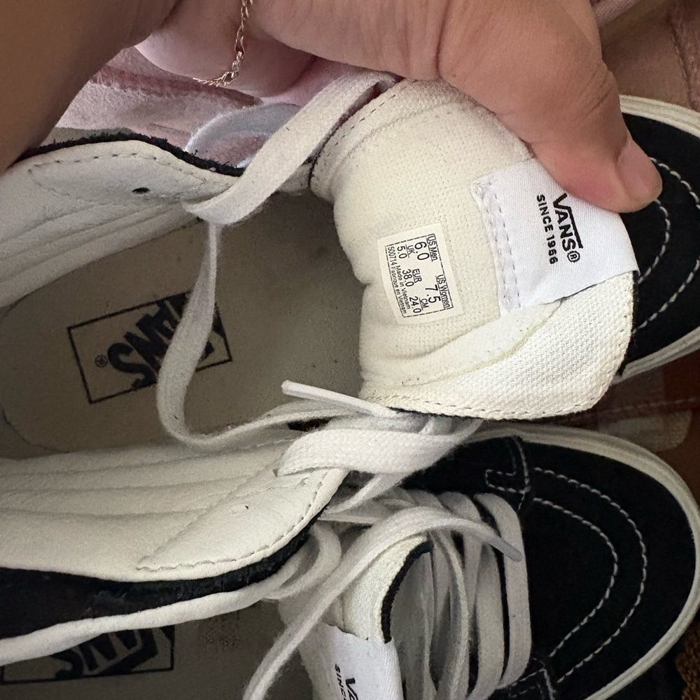 Platform Vans - Picture 3 of 3
